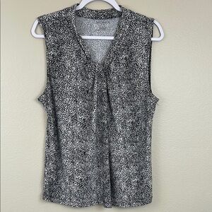 Talbots Black and White Pleated Sleeveless Blouse Women’s XL